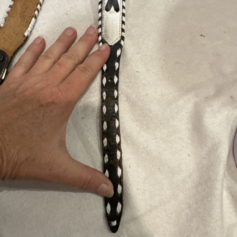 Tony Lama Silver/Black White Concho Belt Western Cross X‎ 32